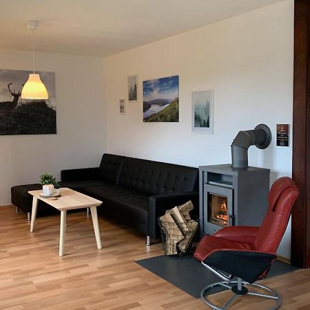 Ferienwohnung Mimo Direkt Am Waldrand Frankenau Esterno foto