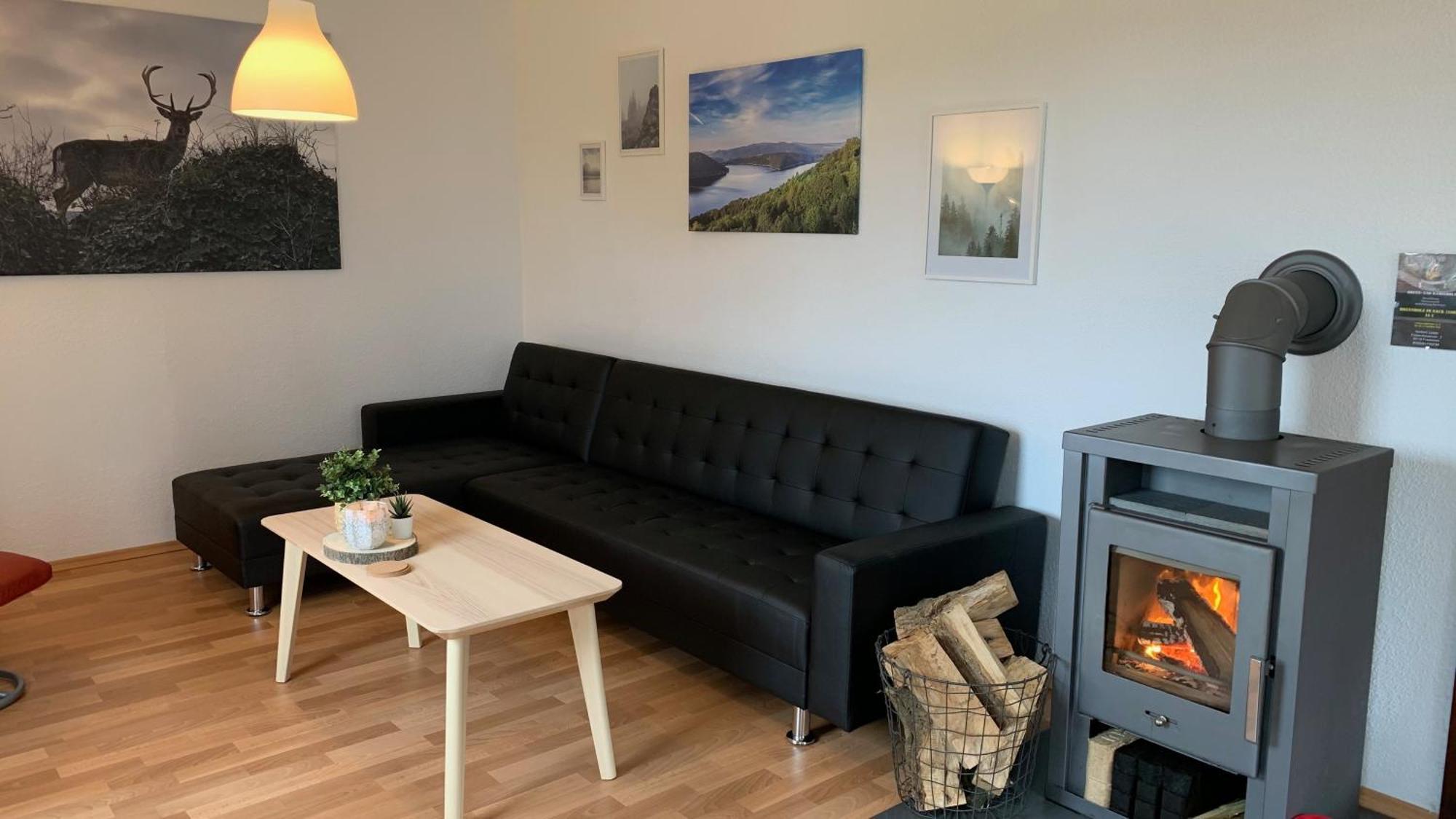 Ferienwohnung Mimo Direkt Am Waldrand Frankenau Esterno foto